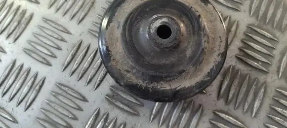 Coil spring mount
