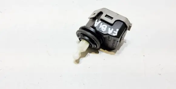 Skoda Fabia Mk1 (6Y) Headlight level adjustment motor 6Y0941295