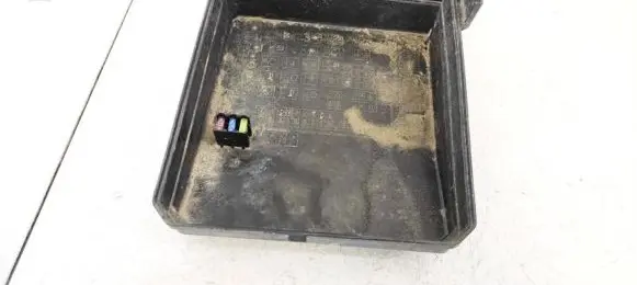 Mitsubishi ASX Fuse box cover