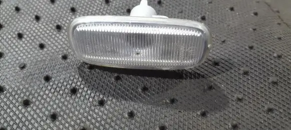 Audi A6 S6 C5 4B Front fender indicator light 4B0949127