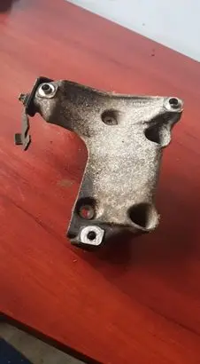 BMW 3 E46 A/C compressor mount bracket 7505980