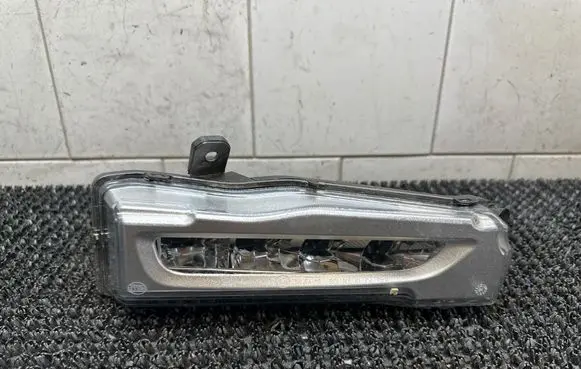 BMW X5 G05 Front fog light 7406365