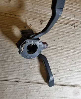 Seat Toledo I (1L) Indicator stalk