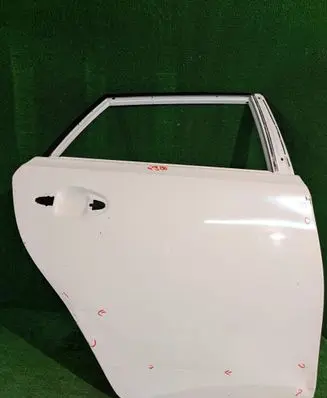 Toyota Yaris Rear door 