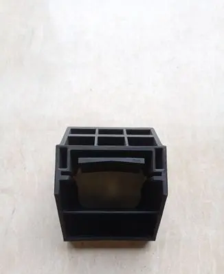 Radiator mount bracket