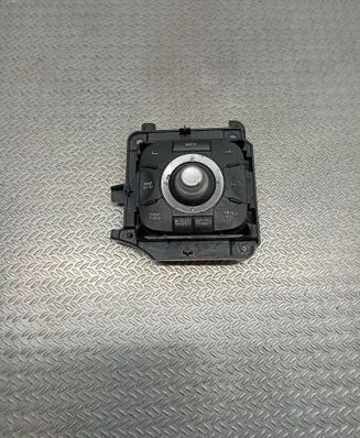Renault Megane III Head unit multimedia control 253B02542R 20170313 SANGC1210A