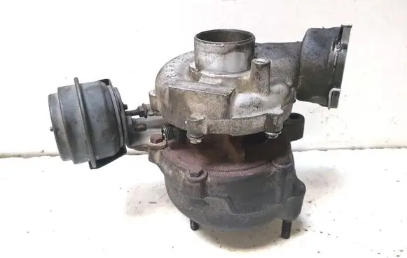 Audi A4 S4 B7 8E 8H Turbo 0381457026