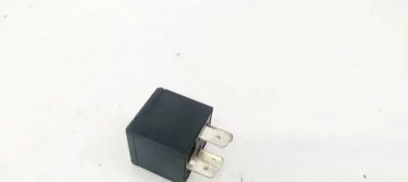 Chevrolet Captiva Other relay V23134B52C642