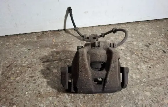 Audi A4 S4 B8 8K Front brake caliper 756