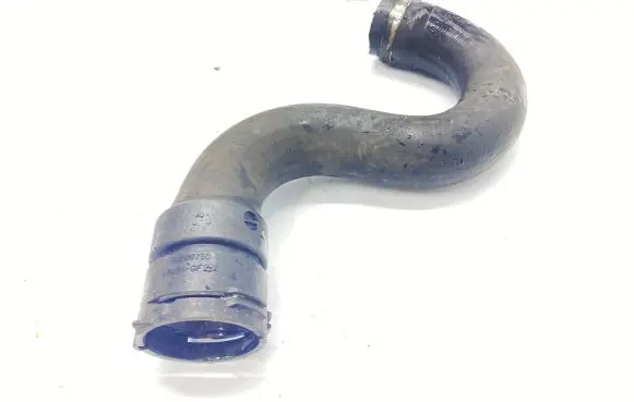 Volvo V70 Engine coolant pipe/hose S4000250