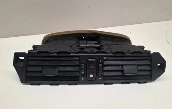 BMW 5 E60 E61 Dash center air vent grill 6910734 141218 6009275