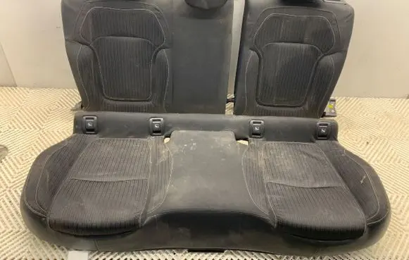 Renault Megane IV Second row seats 