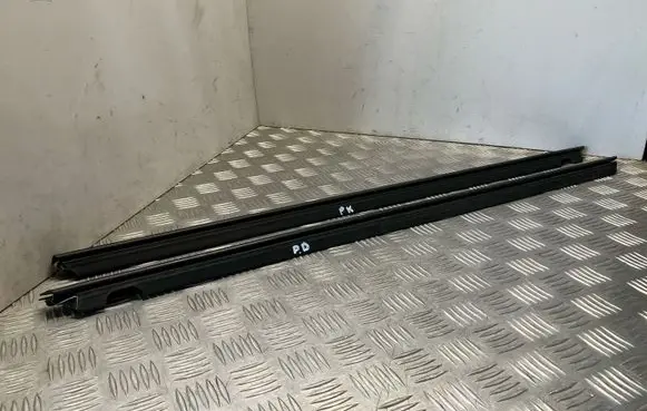 Mercedes-Benz C W204 Front door trim bar A2047252565 A2047252665