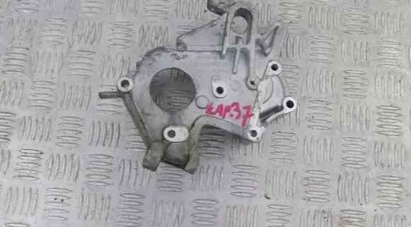 Volkswagen Polo V 6R Fuel pump bracket 04B130379