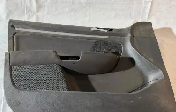 Volkswagen Touran I Front door card panel trim 1K4867133