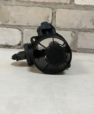Mercedes-Benz E W211 Mass air flow meter A6460940048