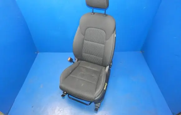 KIA Sportage Front driver seat 