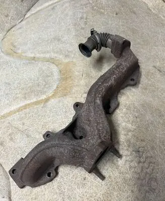 Volvo C30 Exhaust manifold