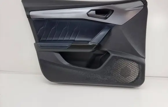 Cupra Formentor Front door card panel trim 5ff867011f 5fa867113g