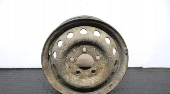 Volkswagen II LT R15 steel rim 