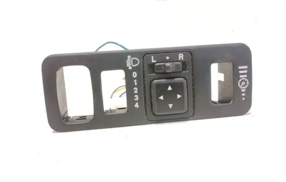 Mitsubishi Space Star Wing mirror switch MR740608
