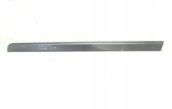 Seat Exeo (3R) Front door trim (molding)