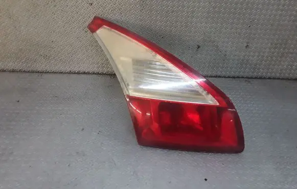 Renault Megane III Tailgate rear/tail lights 89319611