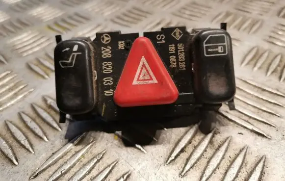 Mercedes-Benz E W210 Hazard light switch 2088200310