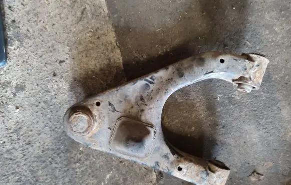 Nissan Pathfinder R51 Rear control arm