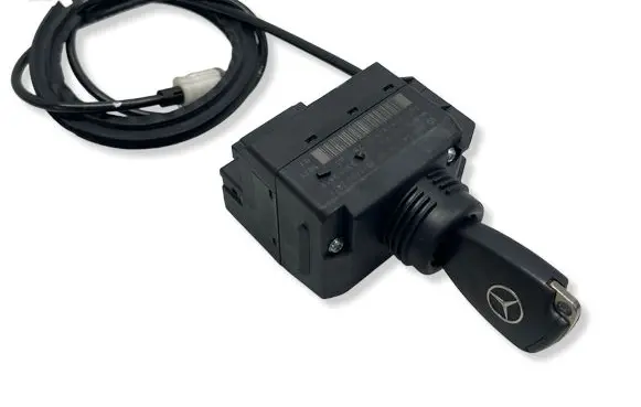 Mercedes-Benz CLK A209 C209 Ignition lock 2095451908