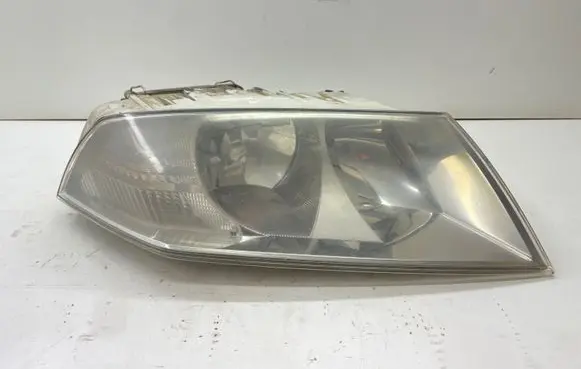 Skoda Octavia Mk2 (1Z) Headlight/headlamp