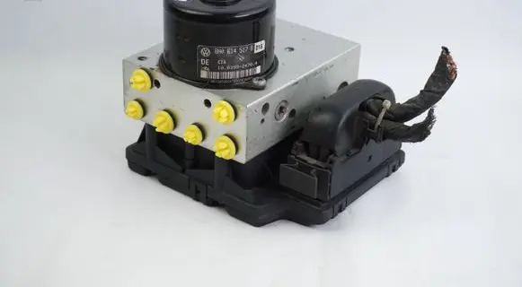 Audi TT Mk1 ABS Pump 8N0614517B 8N0907379D
