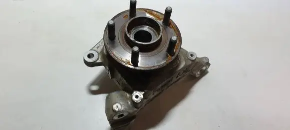 Ford Fusion II Rear wheel hub DG9C5B759A