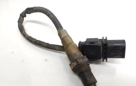 Volvo XC70 Lambda probe sensor 30751138 258017107 1928404687