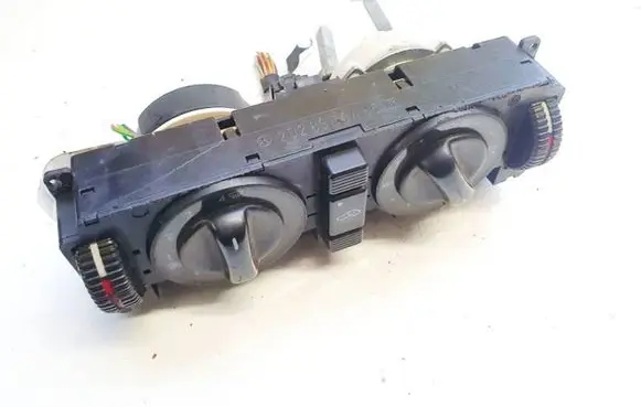 Mercedes-Benz C W202 Climate control unit 2028201710 0005455983