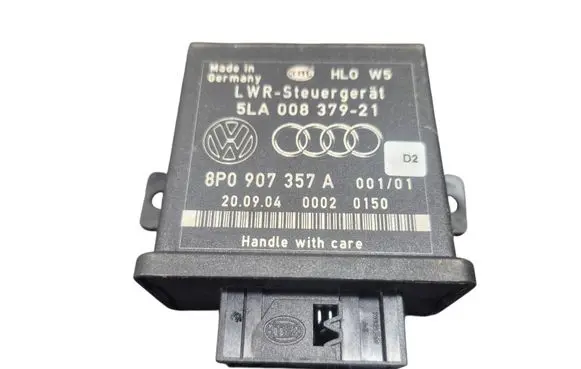 Audi A3 S3 8P Light module LCM 8P0907357A 5LA00837921