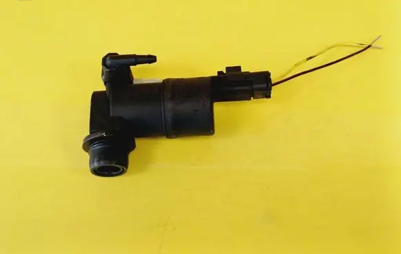 Peugeot 207 Windscreen/windshield washer pump 9641553880