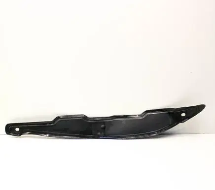 Maserati Ghibli Fender end trim 670001706