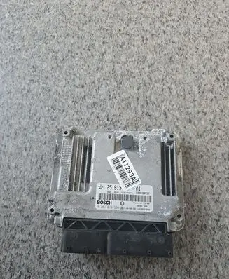 Opel Antara Engine control unit/module 0281016588