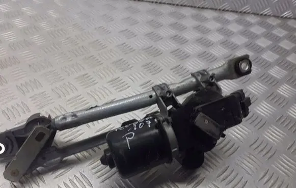 Peugeot 107 Front wiper linkage 80010-0H011