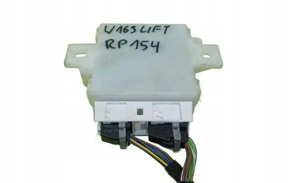 Mercedes-Benz A W169 Central body control module A1695400362 RP154