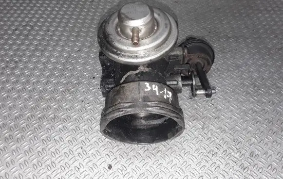 Volkswagen Transporter - Caravelle T5 EGR valve 038131501AA
