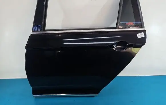 Volkswagen PASSAT B8 Rear door IMPRK1582322