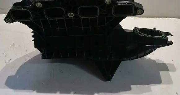 Volkswagen Golf VI Intake manifold 03C129711AD