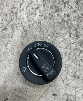 Maserati Levante Light switch 10147499