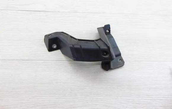 Renault Megane IV Rear bumper mounting bracket 852251451R