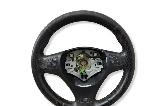 BMW 1 E82 E88 Steering wheel 7839075 3369E871