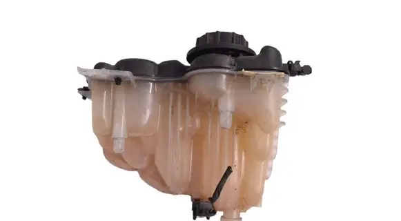 Hyundai Tucson TL Coolant expansion tank/reservoir 