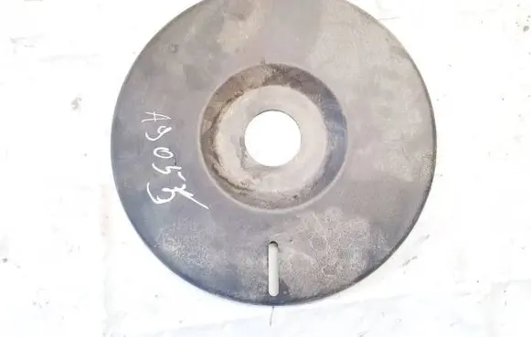Audi TT Mk1 Spare wheel bolt 8d9012116