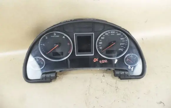 Audi A4 S4 B6 8E 8H Speedometer (instrument cluster) 0263626035 8E0920900K 6132370199